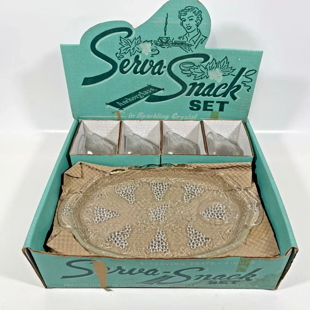 Anchor Hocking Serva-Snack Set 8pc Clear Glass Grape Pattern Vintage Boxed Set